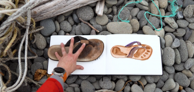 Shoeprints on Hahnermühle Sketchbook - Footprints on Katmai - a artistic environmental project by Max Romey & Hahnemühle