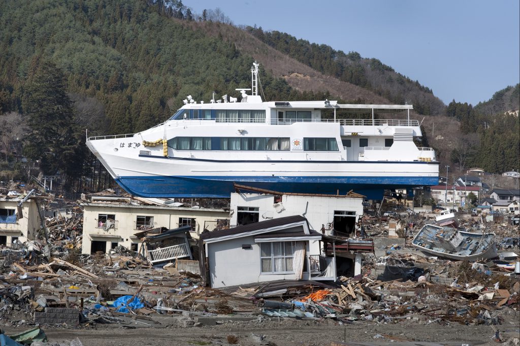 ©Mark Edward Harris_Tsunami_Otsuchi Japan 2011